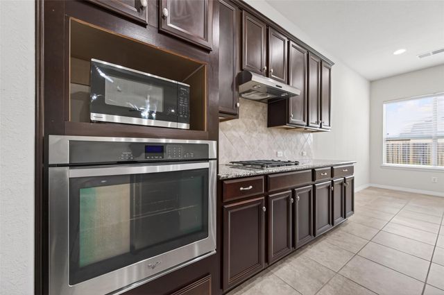 613 W Fork, Webster, TX 77598