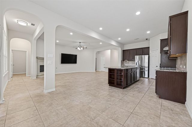 613 W Fork, Webster, TX 77598