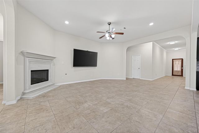 613 W Fork, Webster, TX 77598