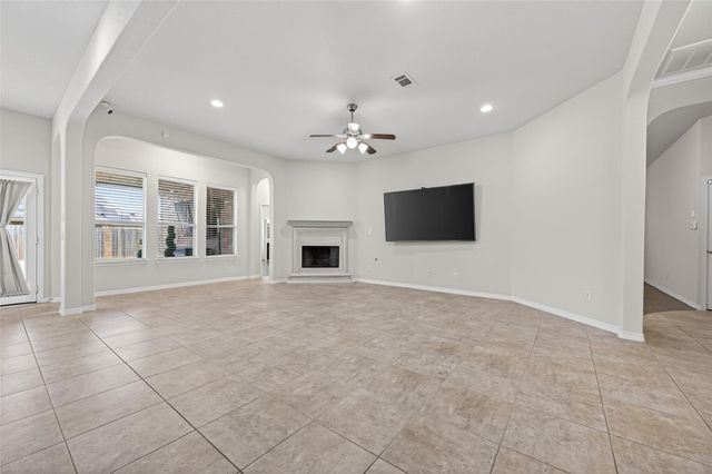 613 W Fork, Webster, TX 77598