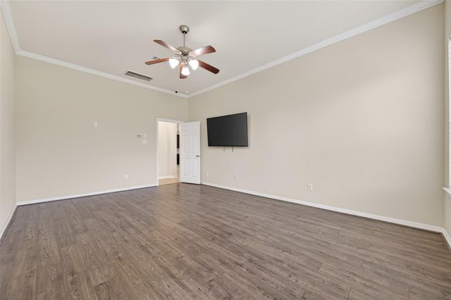 613 W Fork, Webster, TX 77598