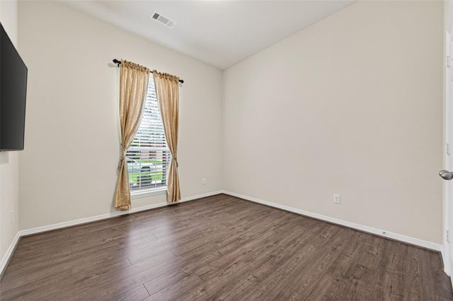 613 W Fork, Webster, TX 77598