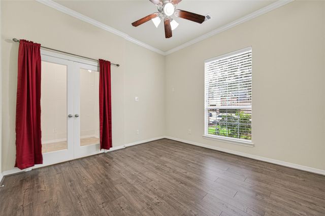 613 W Fork, Webster, TX 77598