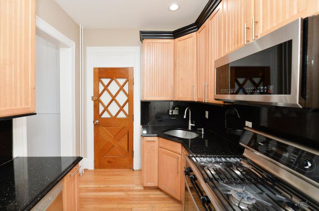 995 BLVD EAST, Weehawken, NJ 07086