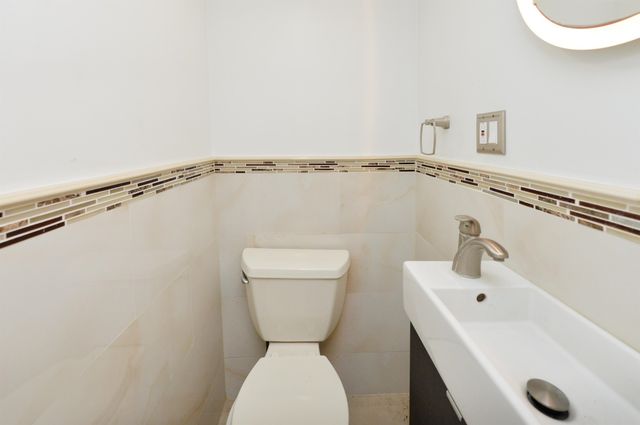 995 BLVD EAST, Weehawken, NJ 07086