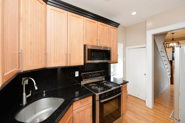 995 BLVD EAST, Weehawken, NJ 07086