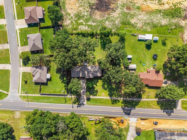 761 Peyton St, Ward, AR 72176