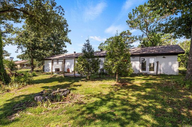 761 Peyton St, Ward, AR 72176