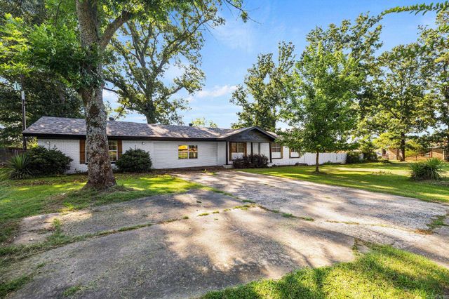 761 Peyton St, Ward, AR 72176