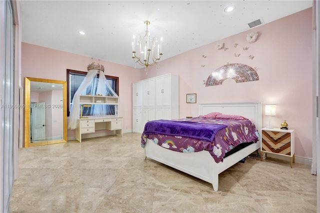 3175 Hunter Road, Weston, FL 33331