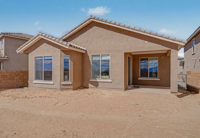 1136 Vallecito Loop NW, Los Lunas, NM 87031