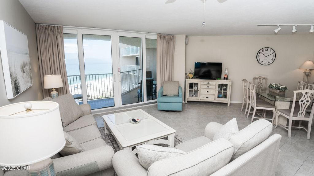 Image 7 of property listing at 7205 Thomas Drive E904, Panama City Beach, FL 32408