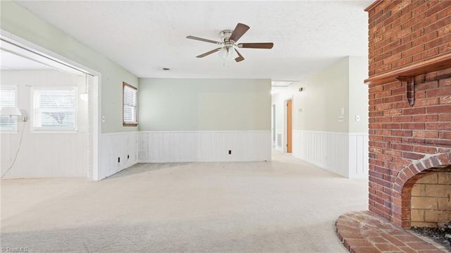 6070 Blue Bonnet Lane, Winston-salem, NC 27103