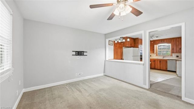 6070 Blue Bonnet Lane, Winston-salem, NC 27103