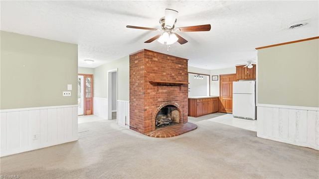 6070 Blue Bonnet Lane, Winston-salem, NC 27103