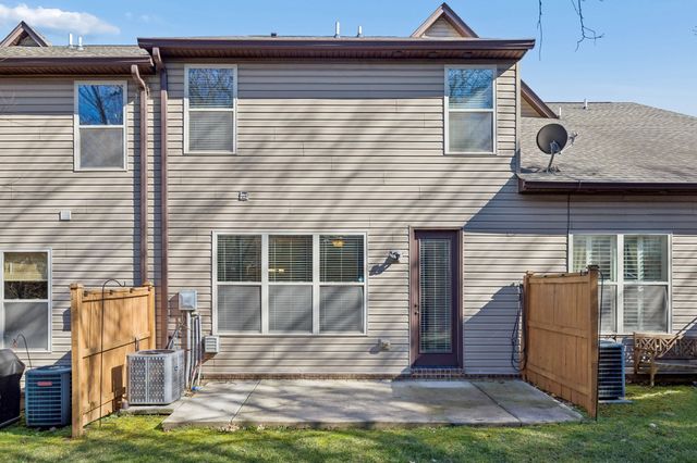 427 Waterbrook Dr, Mount Juliet, TN 37122