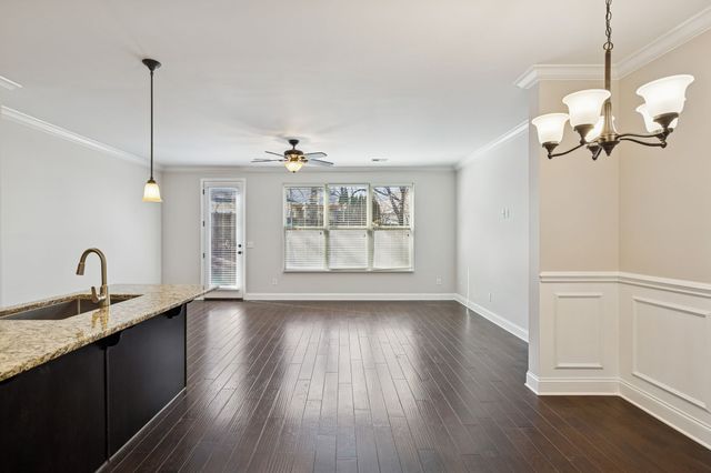 427 Waterbrook Dr, Mount Juliet, TN 37122