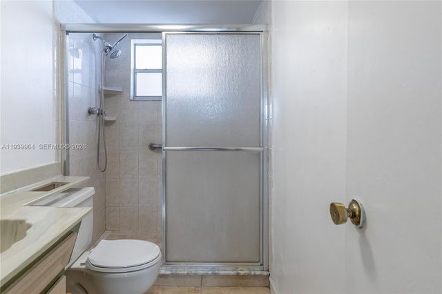 3990 NW 42nd Ave 106, Lauderdale Lakes, FL 33319