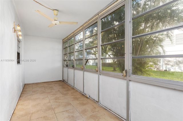 3990 NW 42nd Ave 106, Lauderdale Lakes, FL 33319