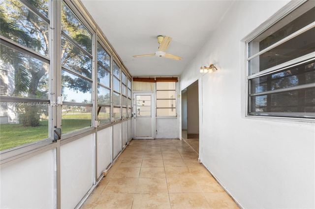 3990 NW 42nd Ave 106, Lauderdale Lakes, FL 33319