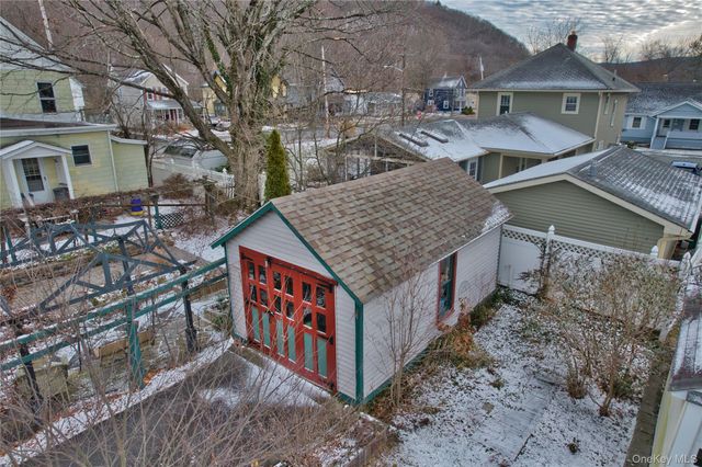 37 Holbrook Street, Port Jervis, NY 12771