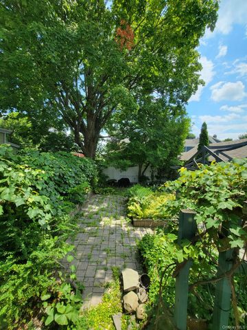 37 Holbrook Street, Port Jervis, NY 12771