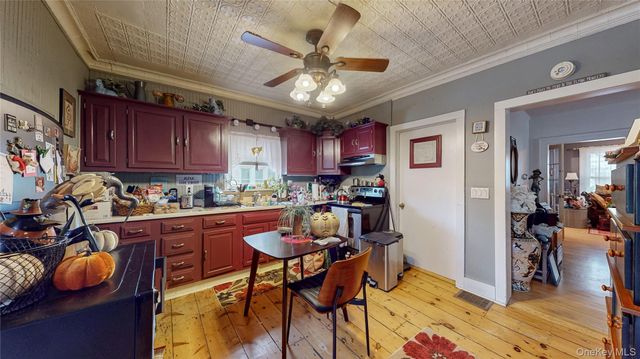 37 Holbrook Street, Port Jervis, NY 12771