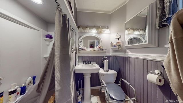 37 Holbrook Street, Port Jervis, NY 12771