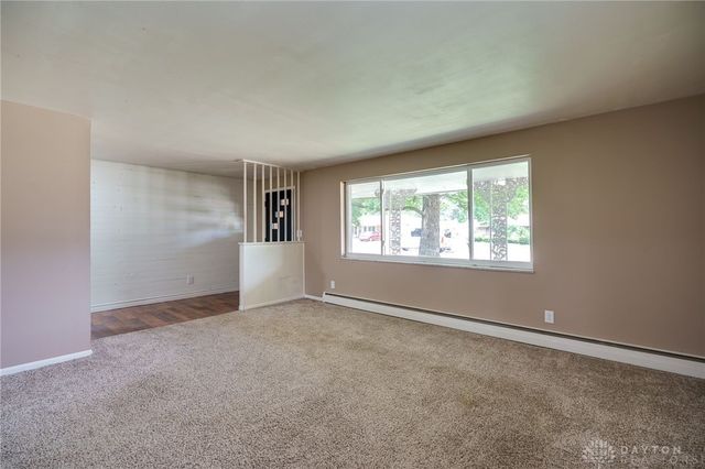 320 Camborne Drive, Englewood, OH 45322