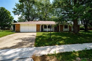 320 Camborne Drive, Englewood, OH 45322