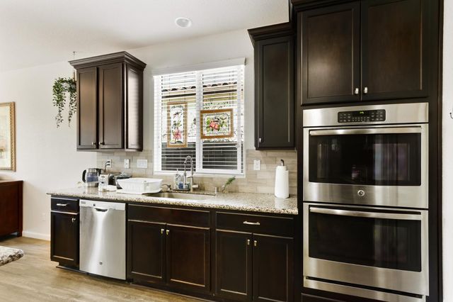 10092 Avocado Way, Elk Grove, CA 95757