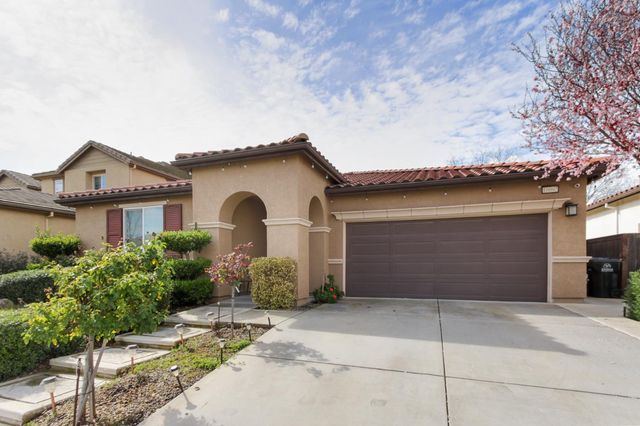 10092 Avocado Way, Elk Grove, CA 95757