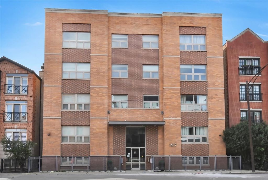 1617 W Grand Avenue 1W, Chicago, IL 60622 — exterior