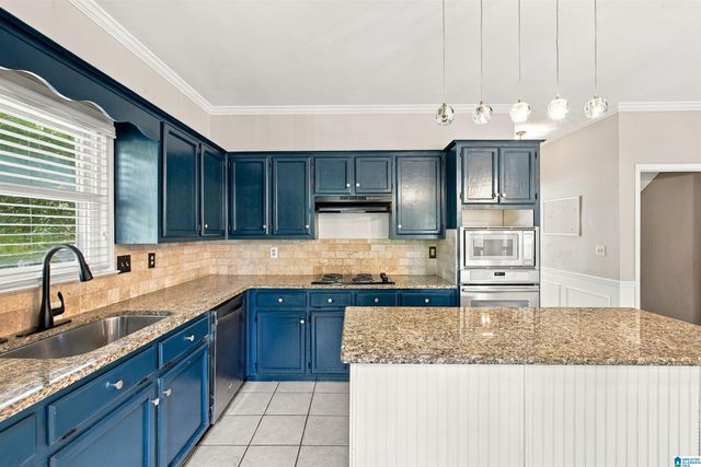 1952 CAHABA CREST DRIVE, Birmingham, AL 35242
