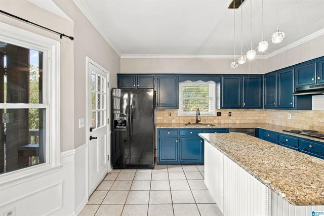 1952 CAHABA CREST DRIVE, Birmingham, AL 35242