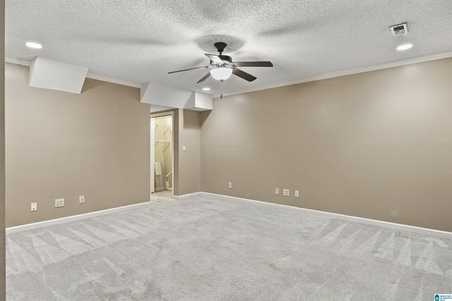 1952 CAHABA CREST DRIVE, Birmingham, AL 35242