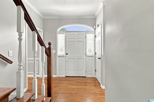 1952 CAHABA CREST DRIVE, Birmingham, AL 35242