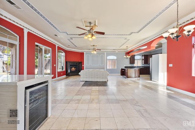 3727 Park Mountain Drive, Bakersfield, CA 93308