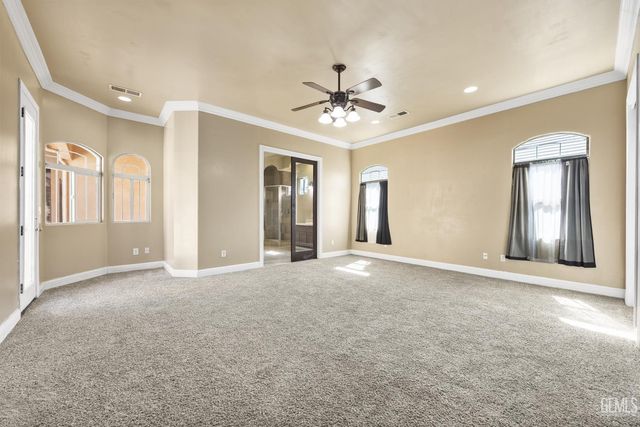 3727 Park Mountain Drive, Bakersfield, CA 93308