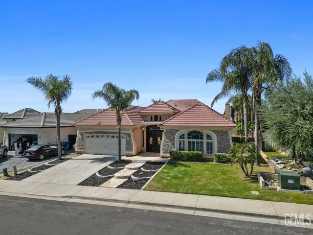 3727 Park Mountain Drive, Bakersfield, CA 93308