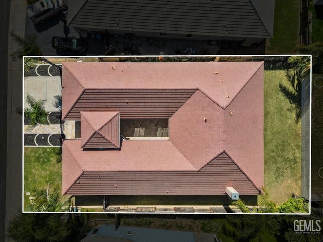 3727 Park Mountain Drive, Bakersfield, CA 93308