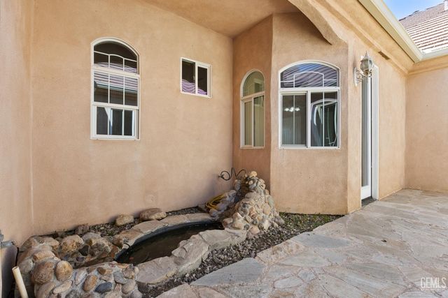 3727 Park Mountain Drive, Bakersfield, CA 93308