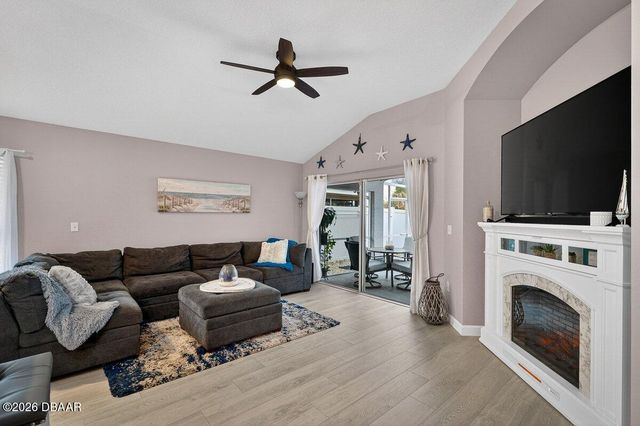 6807 Vintage Lane, Port Orange, FL 32128