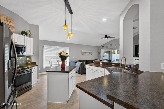 6807 Vintage Lane, Port Orange, FL 32128