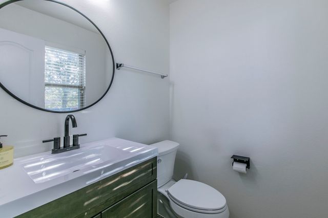 1208 Foster Street, Cedar Hill, TX 75104