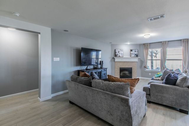 1208 Foster Street, Cedar Hill, TX 75104