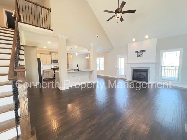 1249 Upland Ter, Clarksville, TN 37043