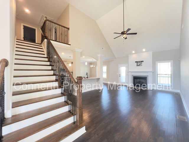 1249 Upland Ter, Clarksville, TN 37043