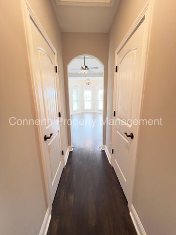 1249 Upland Ter, Clarksville, TN 37043