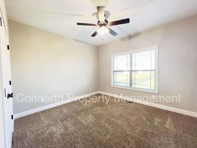 1249 Upland Ter, Clarksville, TN 37043